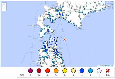 日本青森縣外海台北時間1日上午10時48分，發生規模5.8地震。(翻攝日本氣象廳)