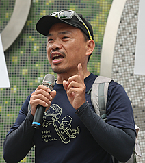 公視預算遭大幅凍刪，248農學市集創辦人楊儒門(圖)也公開發聲，呼籲立院預算可監督，但不能一口氣凍刪近半，台灣需要願安靜聽人說話、把真實留下來的公視。(資料照片/中央社)