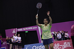 印度小將夏爾馬（Tanvi Sharma）（圖）2日在台北羽球公開賽女單決賽，以21比16、21比16擊敗越南的阮垂玲，成為賽史最年輕冠軍。