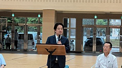 總統賴清德（中）19日視導國軍聯兵第234旅，致詞時指出自民國115年7月起，除既有第1、2類型戰鬥部隊加給之外，也新增第3類型戰鬥部隊加給。右為國防部長顧立雄。