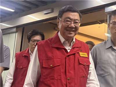 行政院長卓榮泰表示，豪雨未停，沙德爾颱風又逐漸逼近，要利用空檔加強防颱整備，尤其花蓮萬里溪堰塞湖情況需即時監控、妥善因應。(謝佳興 攝)