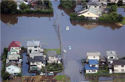 日本千葉縣遭遇破紀錄豪雨，千葉市短短12小時累積降雨量達348毫米。