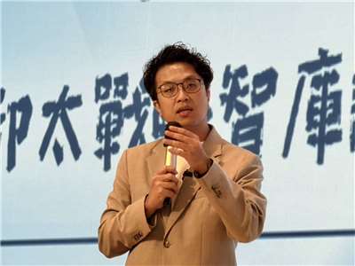 民進黨台北市長參選人沈伯洋3日出席印太戰略智庫舉辦女性論壇。(鄭佑漢 攝)