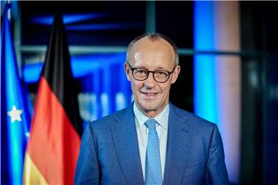 德國總理梅爾茨(Friedrich Merz)表示，經濟成長與就業是德國的關鍵所在，這是最重要的議題。因此將全力關注，緊盯目標。