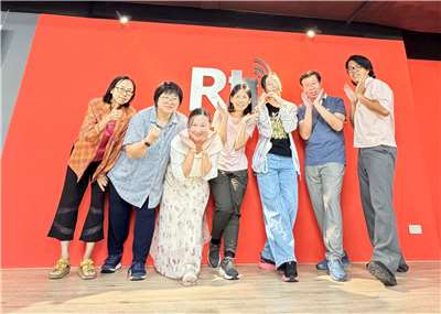 《臺灣夜市 Taiwan Yes!》主持人曾偉旻，專訪中學教師陳雅玲、蕭雅文、游千慧