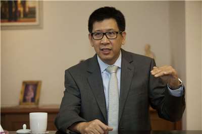 泰國財長艾尼提(Ekniti Nitithanprapas)提出新一輪經濟發展戰略，目標是將泰國躍升高所得國家所需時間，由原先估計20年縮短至12年。(檔案照)