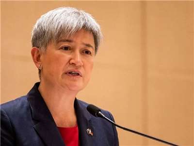 澳洲外交部長黃英賢(Penny Wong)以國家安全為由，終止與兩所中國院校和機構合作協議。