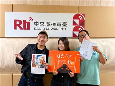 由左到又依次為：內克、林理惠、柯智豪