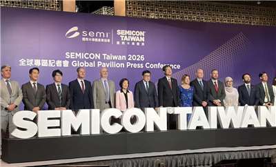 SEMI國際半導體產業協會舉辦「SEMICON Taiwan 2026全球專區記者會」，由SEMI全球行銷長暨台灣區總裁曹世綸主持，並邀集經濟部次長江文若，以及美國、日本、歐洲與英國等共17國代表共同出席。(蔡芃敏 攝)