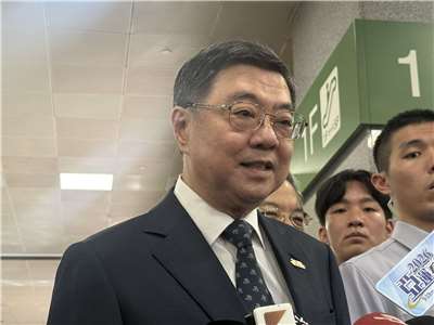 行政院長卓榮泰強調，若立法院容許違憲法案一直出現，行政院的責任就是讓違憲法案不能實現。(謝佳興 攝)