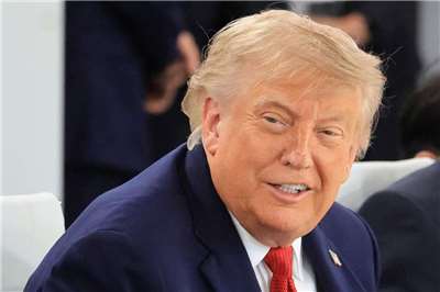 美國總統川普(Donald Trump)發文表示，我們持續努力重建我們的牛群及協助牧場主，同時美國將在未來90天內允許最多30萬公噸的進口牛絞肉免徵超出配額關稅。