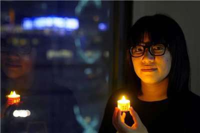 香港支聯會前副主席鄒幸彤(圖)與69歲的香港支聯會前主席李卓人一同被判有罪，最高可判處十年有期徒刑。