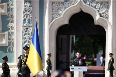 烏克蘭總統澤倫斯基（Volodymyr Zelenskyy）24日在烏克蘭35週年獨立紀念日發表演說，強調不會割讓頓巴斯。