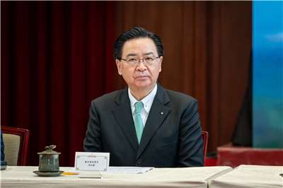 國安會祕書長吳釗燮22日表示，中國政府正著手修訂「互聯網信息服務管理辦法」，相關規範恐成為中國對台進行跨國鎮壓及法律戰的另一項工具。(圖：總統府)