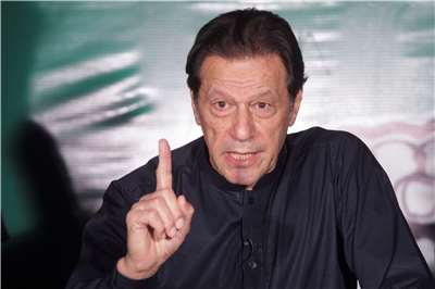 巴基斯坦前總理伊姆蘭汗（Imran Khan）因貪汙等罪名入獄服刑。所屬的「巴基斯坦正義運動黨」（PTI）表示已證實（伊姆蘭汗）抵達西法國際醫院，最高法院的命令已獲遵行。 (路透社/達志影像)