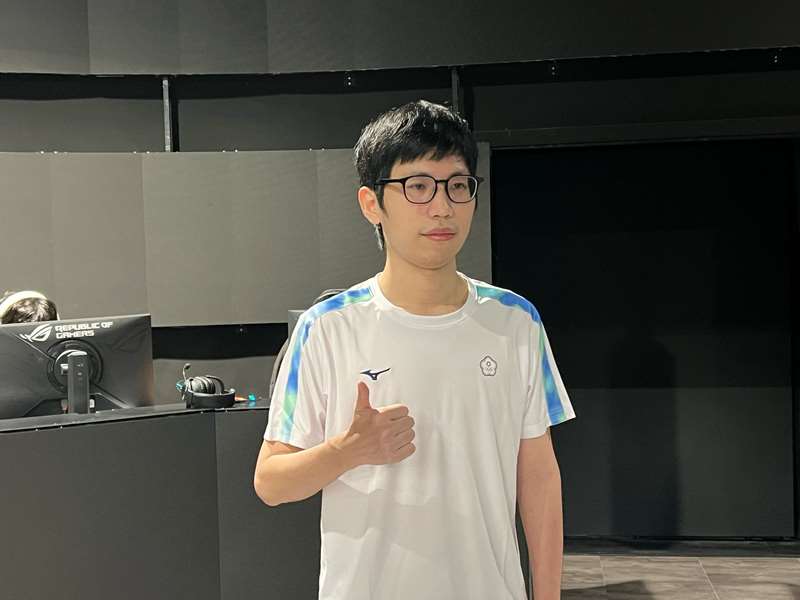 名古屋亞運肩負電競項目奪牌重任的英雄聯盟代表隊，教練陳如治(圖)受訪表示，目標鎖定至少追平上屆銀牌成績。