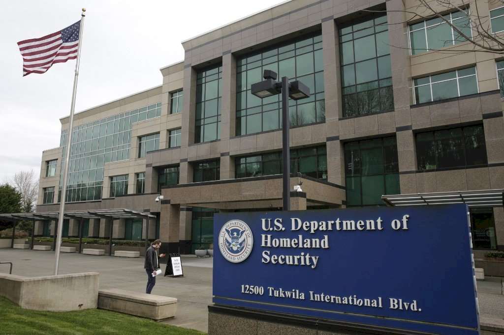 維吉尼亞州檢察長17日表示，美國國土安全部（DHS）可能違反多項州法律。圖為美國國土安全部。(AFP)