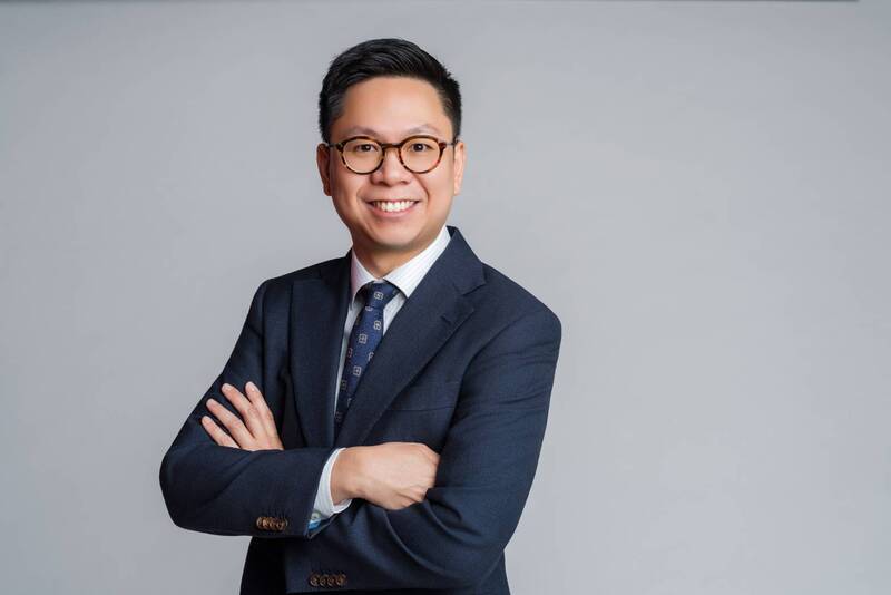 渣打集團大幅上修台灣2026年經濟成長率預測至11.5%，圖為渣打集團大中華及北亞區資深經濟學家胡東安。（渣打集團提供）