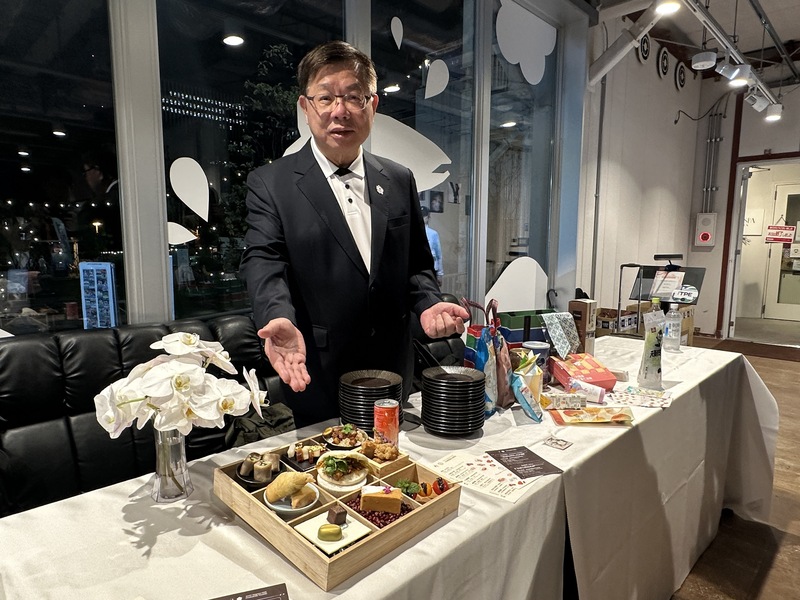 愛知名古屋亞運持續展開，中華奧會特地在市區打造「中華奧會主題館（NOC House）」，主席蔡家福29日表示，「這個獨特的交流空間，可以讓外賓認識到台灣的文化，尤其請來的大廚設計出極具台灣味的『九宮格食物』」。