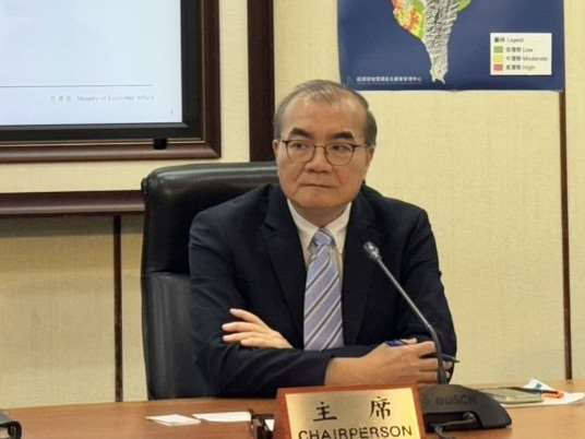 地礦中心主任徐銘宏強調，即便位於土壤液化高潛勢區也不代表建物不安全。(謝佳興 攝)