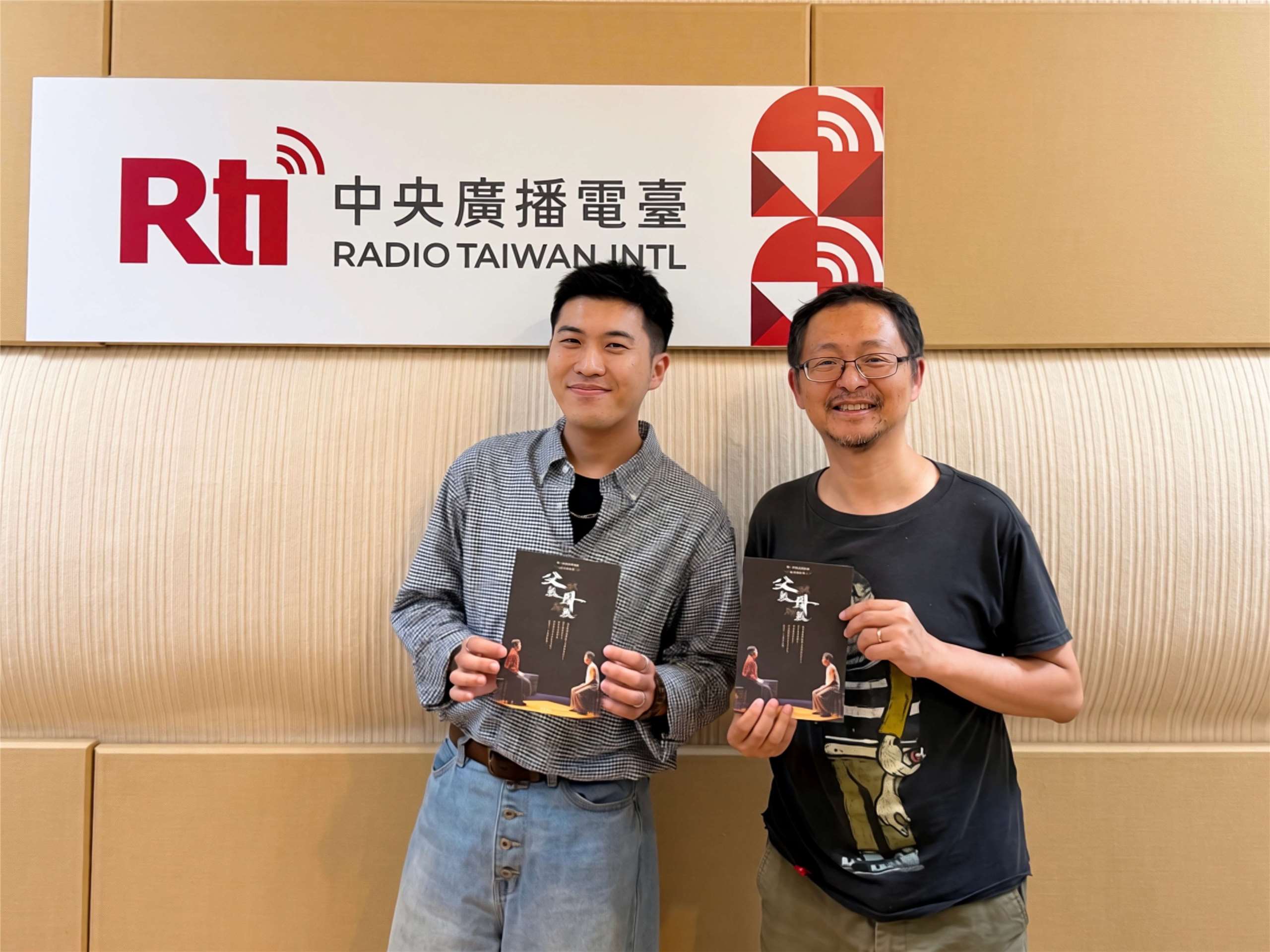 內克與來賓邱安忱合照