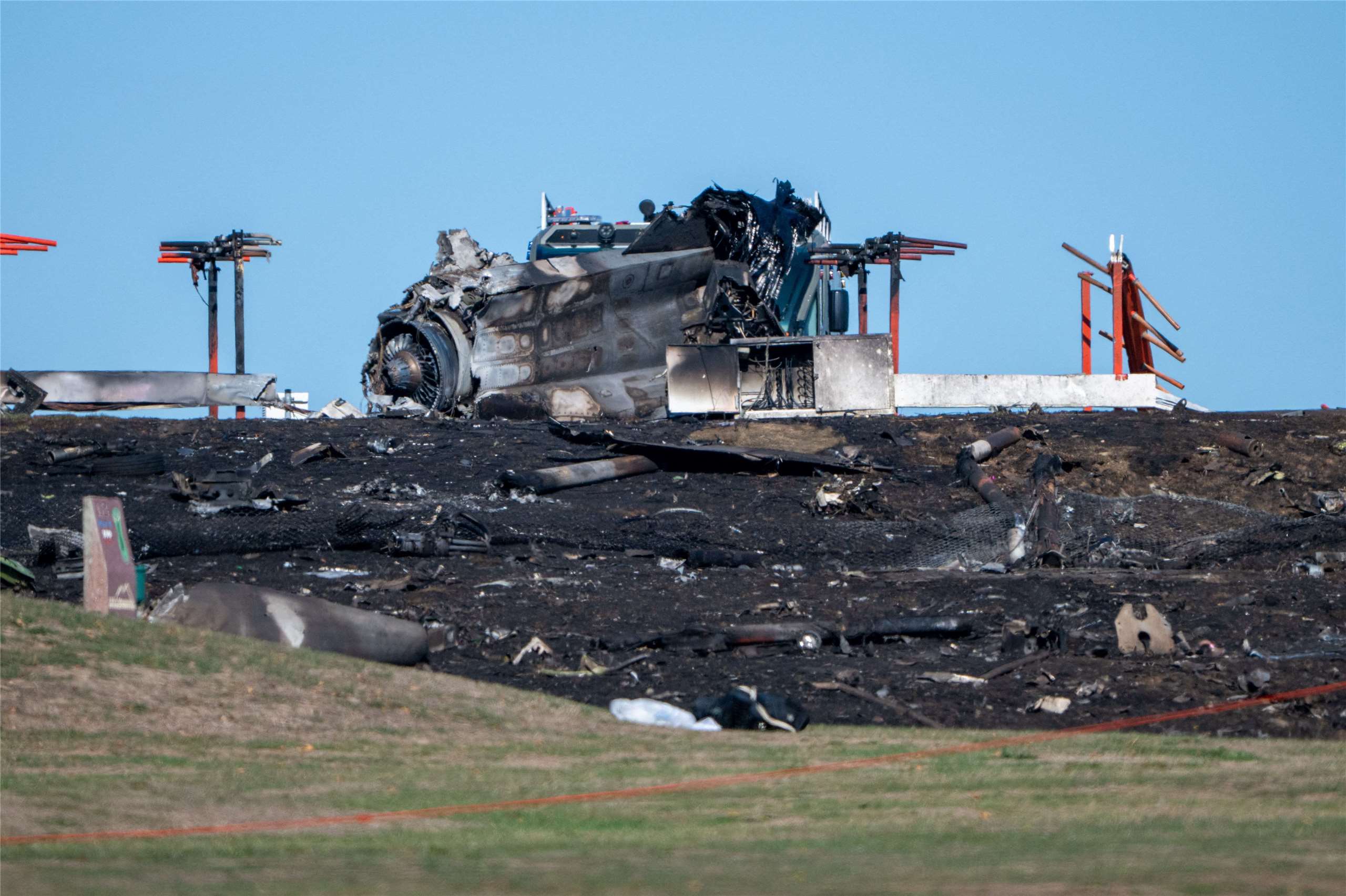 美國一架F-16戰機22日墜毀於德國西部1座美國空軍基地。