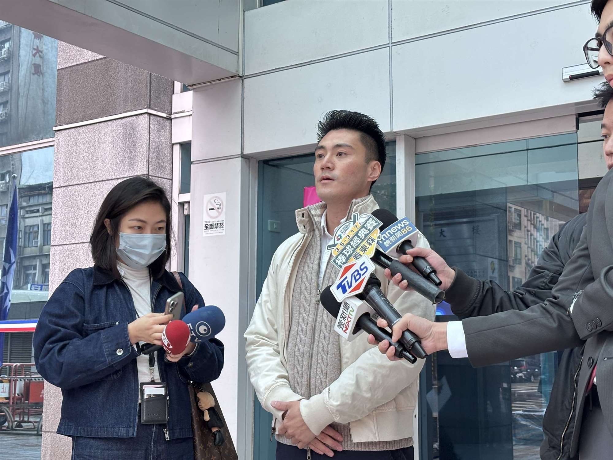 國民黨青年部前副主任丁瑀在國民黨中央黨部(趙婉淳 攝)
