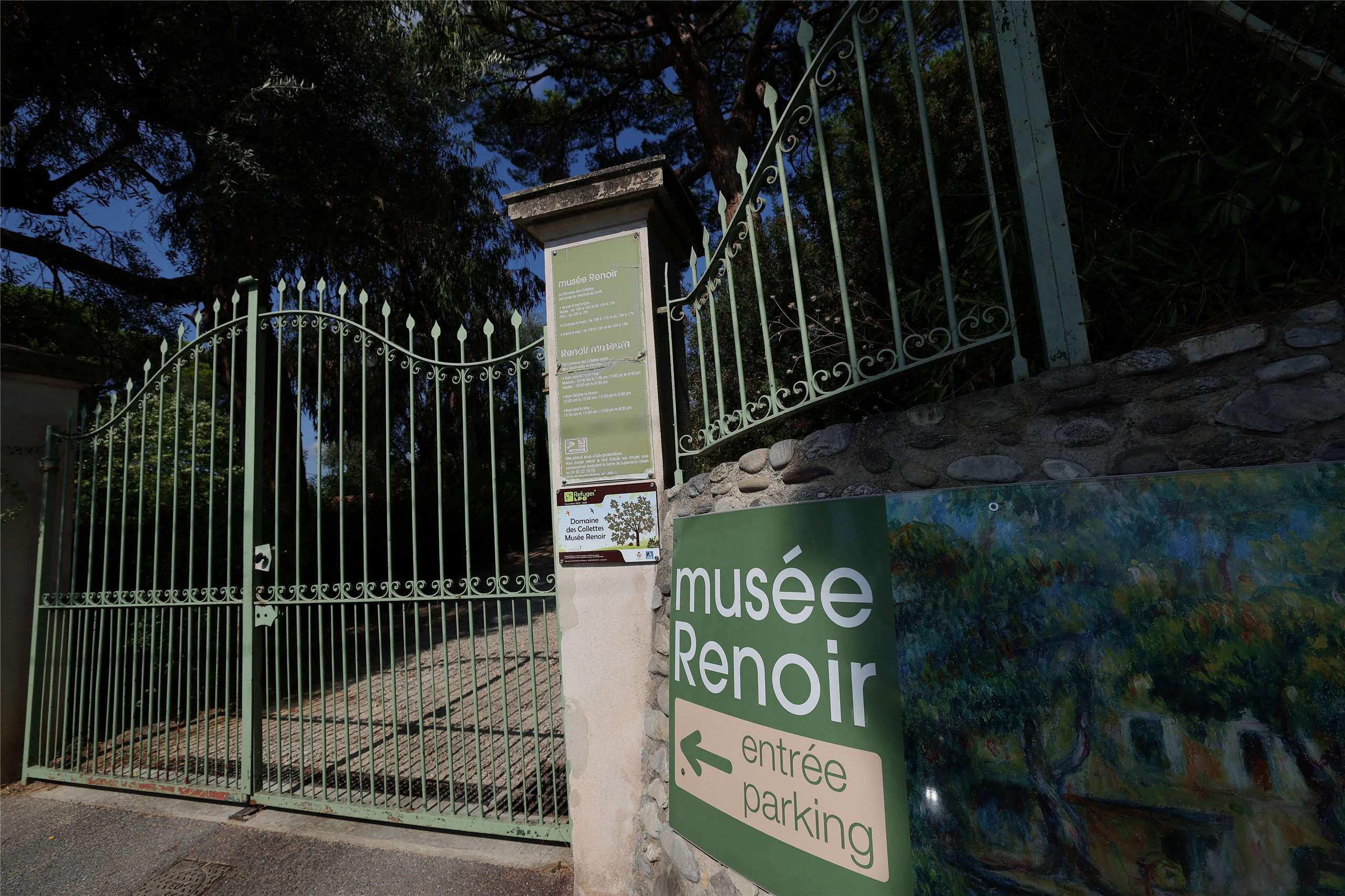 法國雷諾瓦美術館(Renoir Museum)2026年9月8日發生藝術品被竊事件，失物價值超過新台幣3億元。(路透社/ 達志影像)