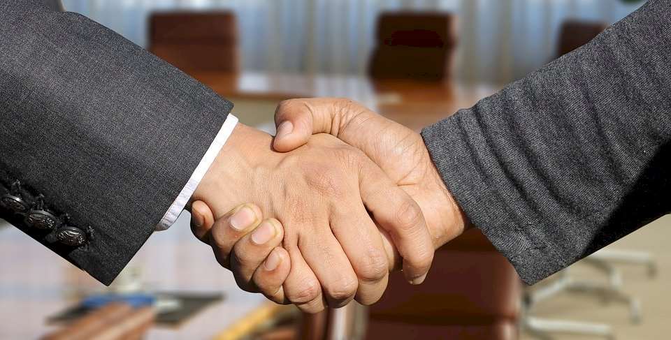 投信投顧公會與日本資產運用業協會(IMAJ)簽署合作備忘錄(MOU)，加強雙邊交流。示意圖。(Pixabay圖庫)