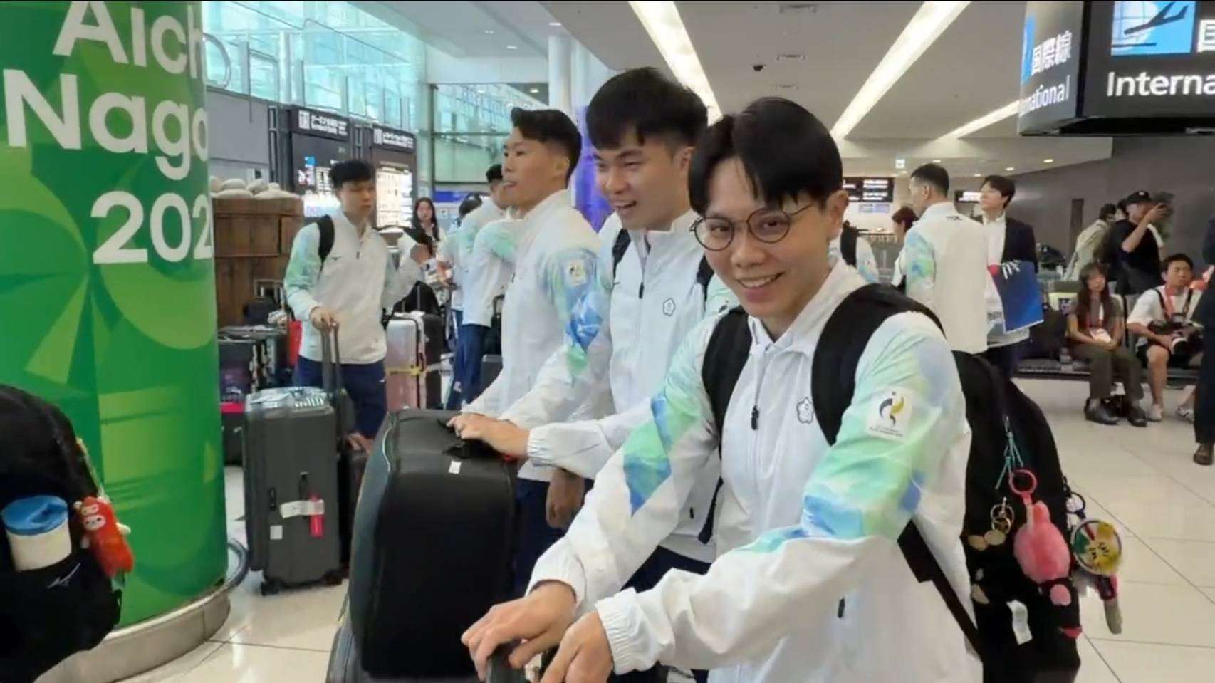 2026愛知名古屋亞運19日開幕，台灣代表團選手陸續抵達日本。（江昭倫 攝）
