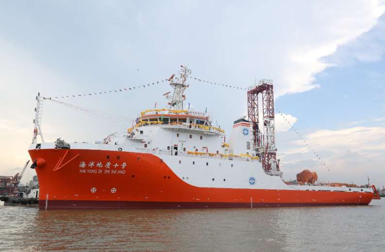 中國官方公布，中國地質調查局「海洋地質十號」科研船(圖)近期在民主礁附近停留近月。(圖取自廣州海洋實驗室官網)