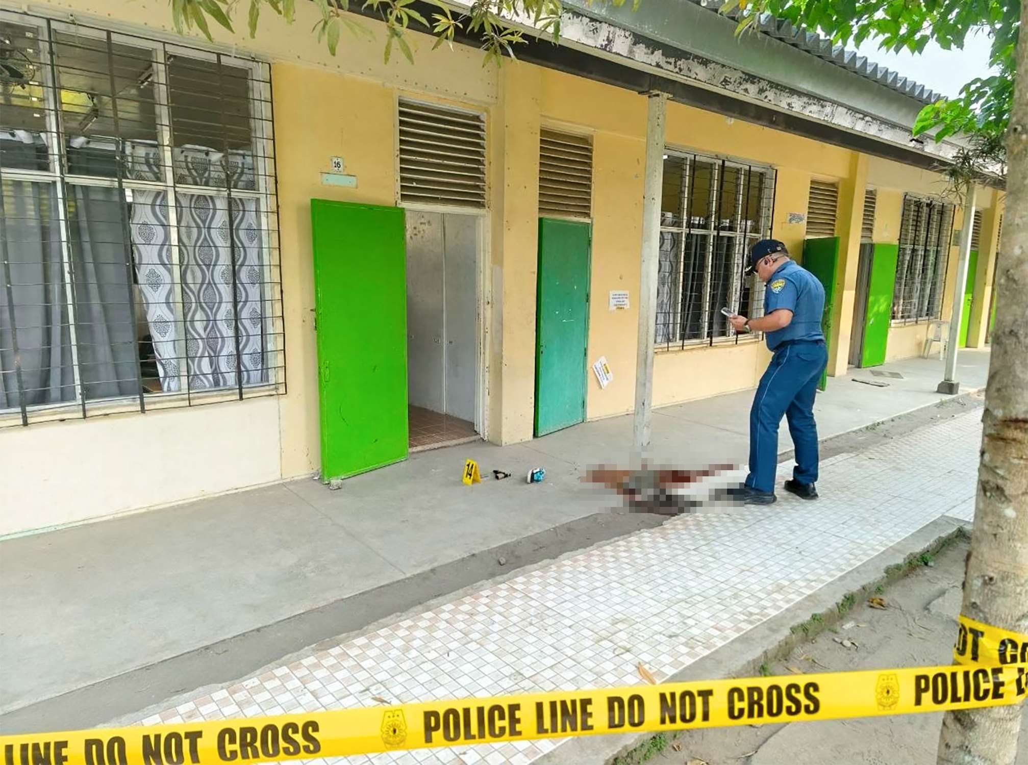 菲律賓民答那峨島(Mindanao Island)南可塔巴托省(South Cotabato)班加國立中學(Banga National High School)校園18日發生槍擊事件。(AFP)