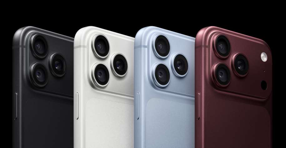 中華電信發布訊息指出，在10日下午3時開放網路門市預約iPhone 18 Pro、Pro Max與蘋果首款摺疊新機iPhone Duo，2分鐘內即預約額滿。圖為iPhone 18 Pro。(翻攝蘋果官網)