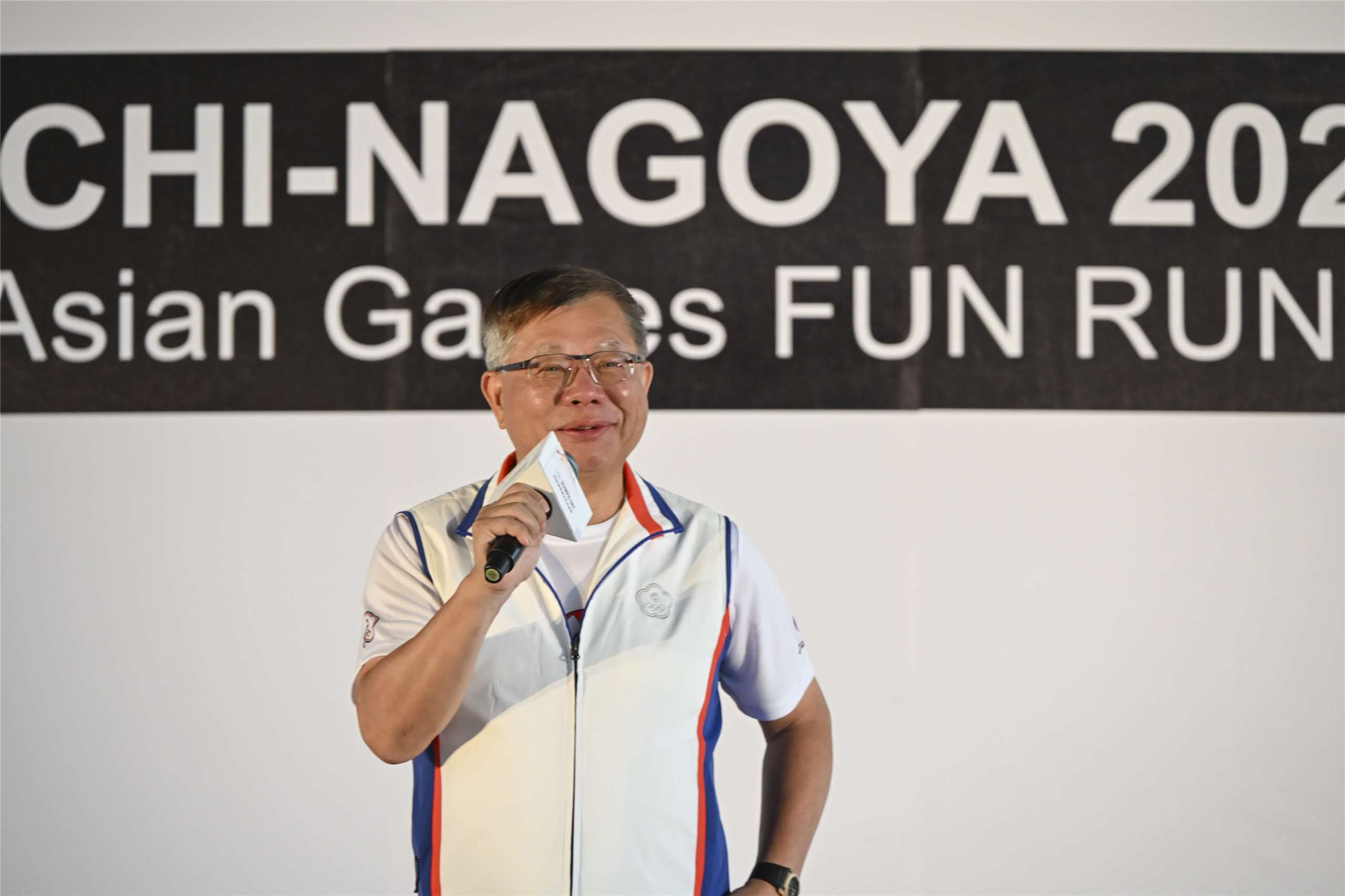 2026愛知名古屋亞運即將登場，中華奧會主席蔡家福與代表團總領隊廖裕輝宣布加碼亞運選手獎勵金，個人金牌可獲2,000美元。(中華奧會提供)