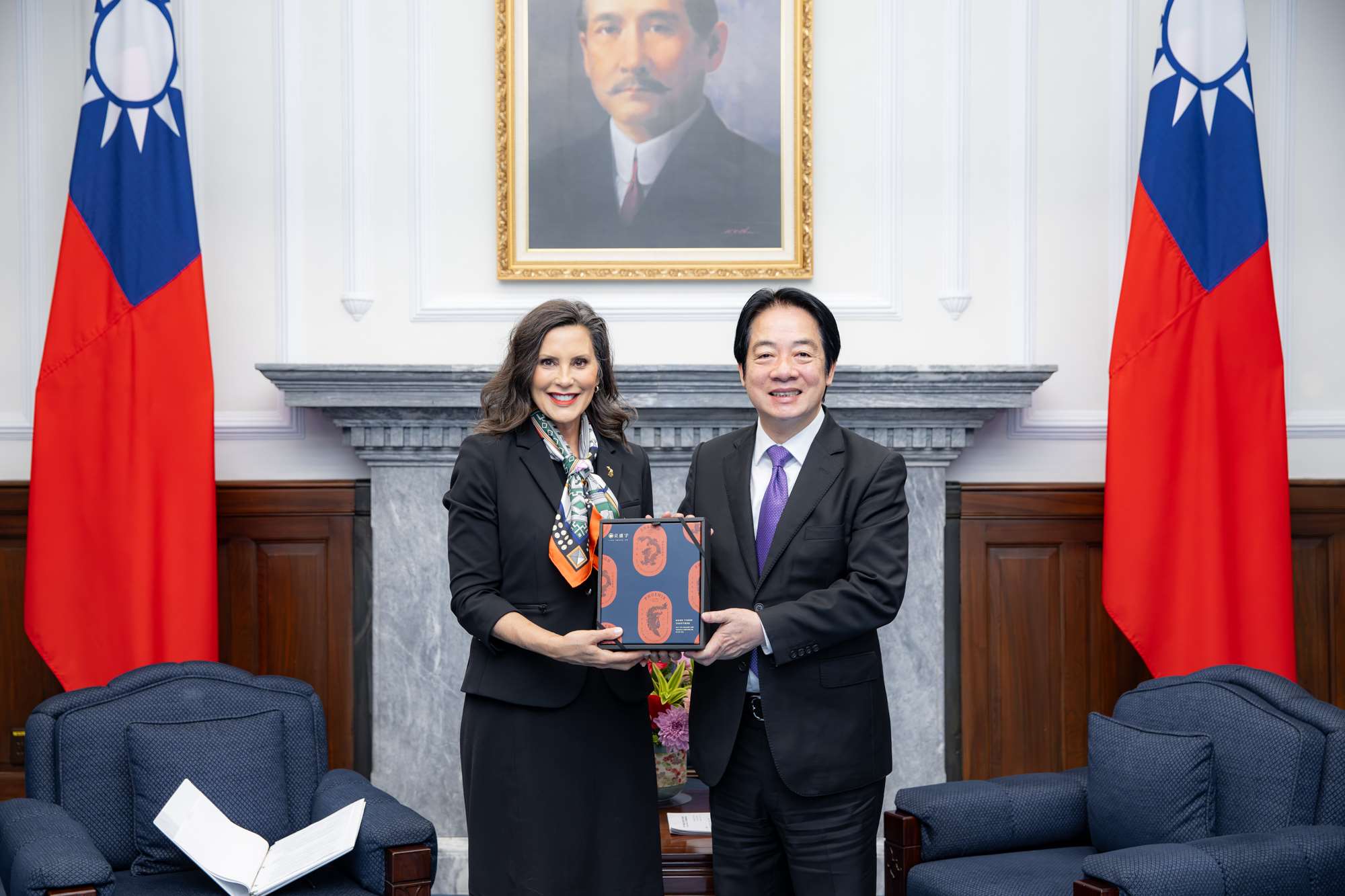 賴清德總統17日在總統府接見「美國密西根州州長魏美桂(Gretchen Whitmer)訪團」。(圖：總統府)