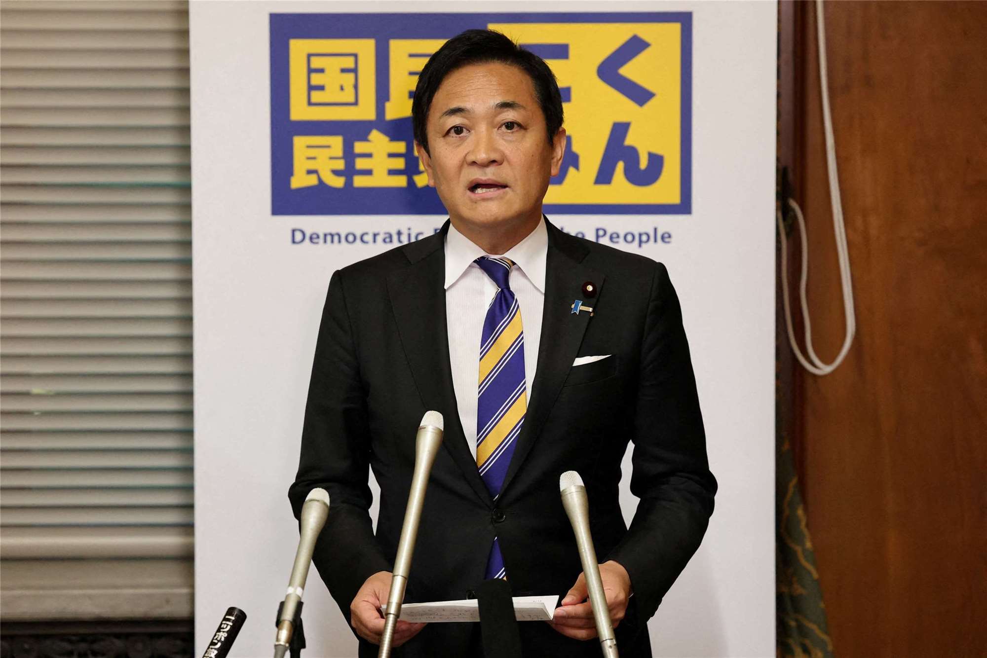 日本在野黨國民民主黨黨魁選舉6日投開票，現任代表(黨魁)玉木雄一郎成功連任。資料照片。