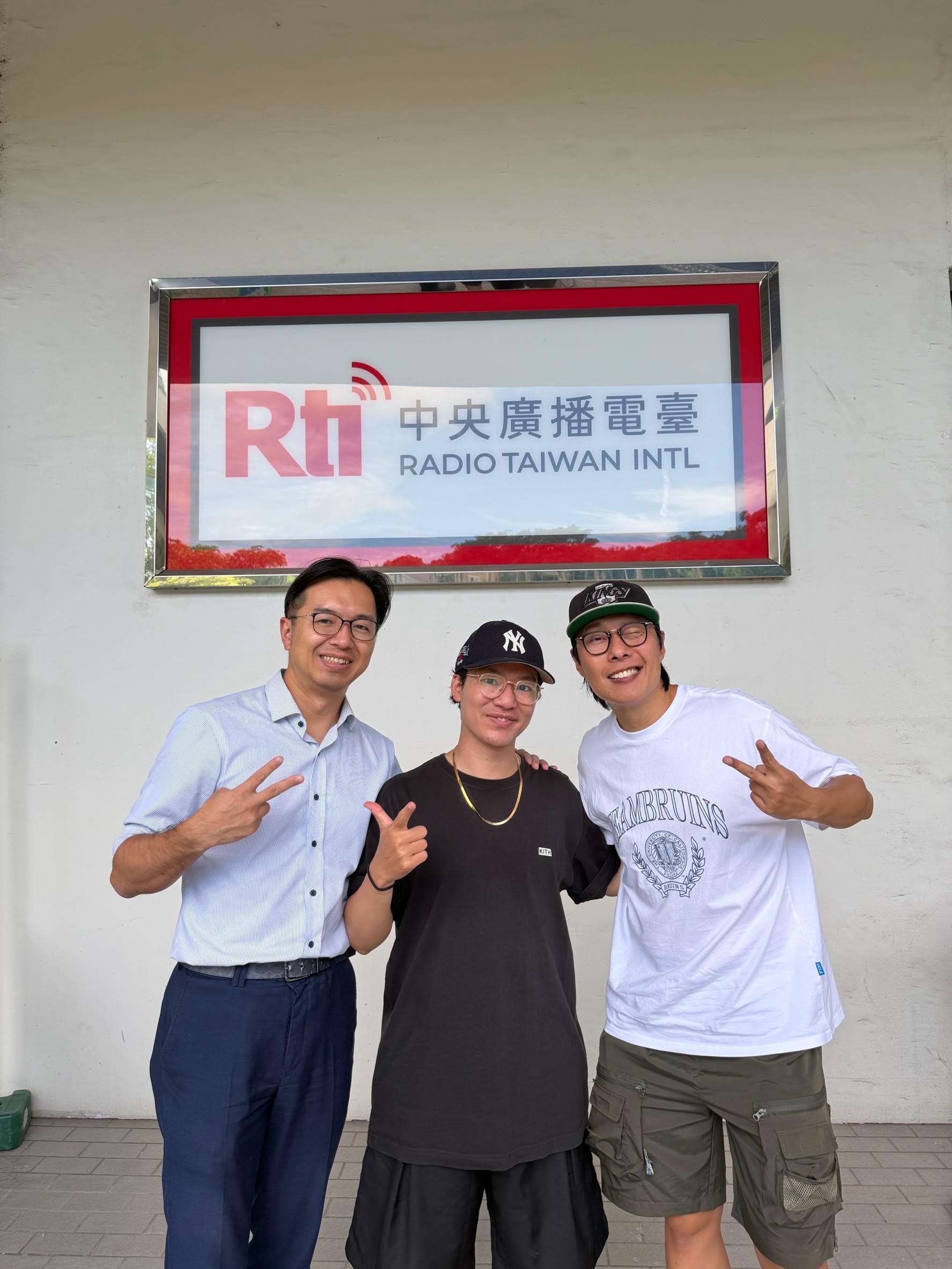 專訪啦啦隊經紀人潘泓鈺