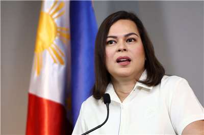 菲律賓副總統薩拉．杜特蒂(Sara Duterte)因涉嫌對總統小馬可仕及其家人發出刺殺威脅，4日遭法院發出拘捕令。資料照。