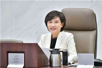 行政院副院長鄭麗君今天(16日)主持穩定物價小組會議。資料照。 (圖 : 行政院提供)