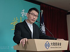 陸委會3日下午召開例行記者會，由副主委兼發言人梁文傑主持。