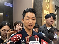外界質疑台北市長蔣萬安在立法院英文版網站的學歷資料遭更改，蔣萬安28日重申，任立委時提供的中文資料正確，問題出在委託廠商翻譯有誤。資料照。