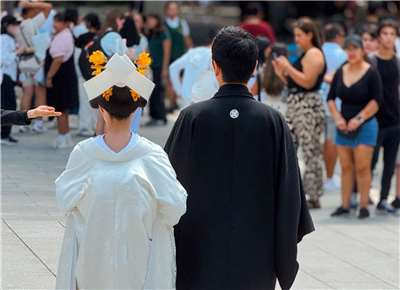 日本兒童家庭廳調查10萬名年輕人對結婚的想法，結果顯示已知35%的未婚年輕人目前不打算結婚，主因是擔憂收入與環境變化。示意圖。(翻攝Pexels.com)
