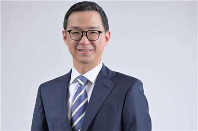國泰金控副董事長蔡宗翰表示，期望能利用數位新工具及AI，「試著彎道超車」，逐步建立一個具市場領先地位及競爭力的企業金融平台。(圖：國泰金控)