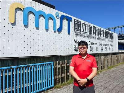 國立海洋科技博物館展示教育組助理研究員葉佳承博士