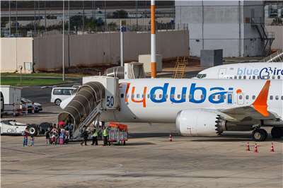 根據航班追蹤網站FlightRadar24資訊，杜拜航空(Flydubai)編號FZ1073航班原定從杜拜飛往特拉維夫，途中於飛越約旦領空時偏離航道、轉向沙烏地阿拉伯。