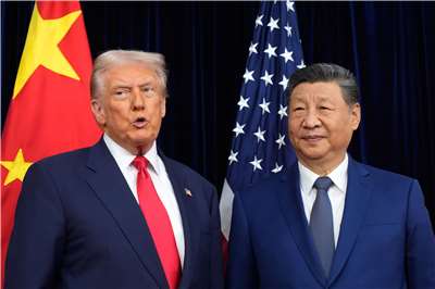 法新社報導，中國國家主席習近平下週抵達美國展開國是訪問時，美國總統川普將親自前往接機。圖為去年兩人在韓國會面。