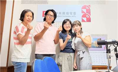 《臺灣夜市 Taiwan Yes!》主持人曾偉旻，專訪教師楊珮琪、尤碧慈、游巧玲