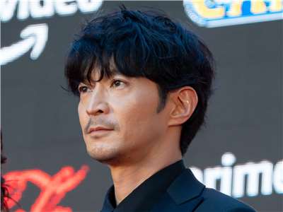 日本知名聲優津田健次郎主張，網路上有不少影片利用生成式人工智慧(AI)未經同意模仿其聲音，因此要求TikTok營運公司刪除相關影片。(圖：維基)