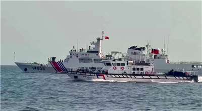 中國海警船10日再度侵擾金門限制水域，海巡署指出，中國海警近期侵擾頻率明顯升高，已從單次侵擾逐步轉為高頻度、持續性騷擾。(圖：海巡署)