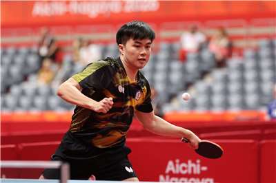 台灣桌球好手林昀儒26日在名古屋亞運男子單打8強賽，以4比1力退香港好手陳顥樺，順利挺進4強，也確定至少收下一面銅牌。(中華奧會提供)